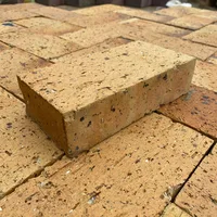 210 x 105 x 50 mm Ebatlarında Sarı Renkte Taban Tuğlası