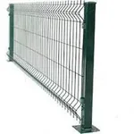 0,95 mt yüksekliğinde 2 bükümlü, Sıcak daldırma galvaniz üzeri, Elektrostatik polyester toz boyalıpanel halinde tel çit (Göz Aralığı 55x200 mm / Ø4,5 mm Telden İmal Edilmiş / Bükümlerinde "W" Şeklinde Dışa ve İçe Kavis Bulunan, Büküm Noktalarınd 0,95 mt yüksekliğinde 2 bükümlü, Sıcak daldırma galvaniz üzeri, Elektrostatik polyester toz boyalıpanel halinde tel çit (Göz Aralığı 55x200 mm / Ø4,5 mm Telden İmal Edilmiş / Bükümlerinde "W" Şeklinde Dışa ve İçe Kavis Bulunan, Büküm Noktalarınd